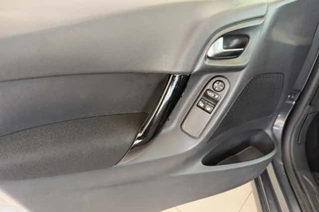 Citroën C3 (2016) thumbnail 6