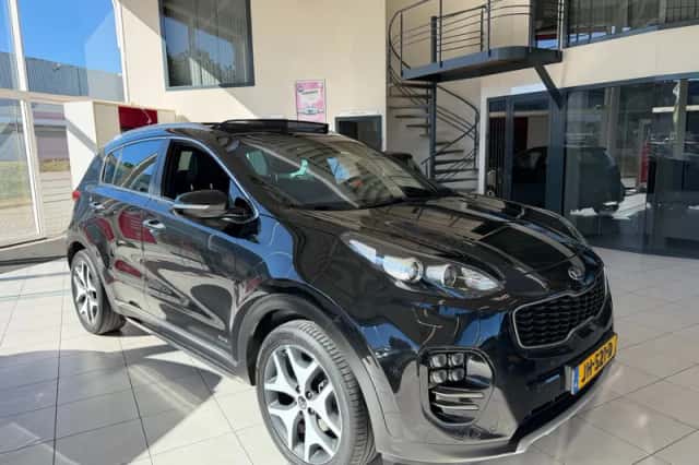 Kia Sportage (2016) thumbnail 1