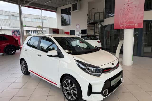Kia Picanto (2021) thumbnail 1