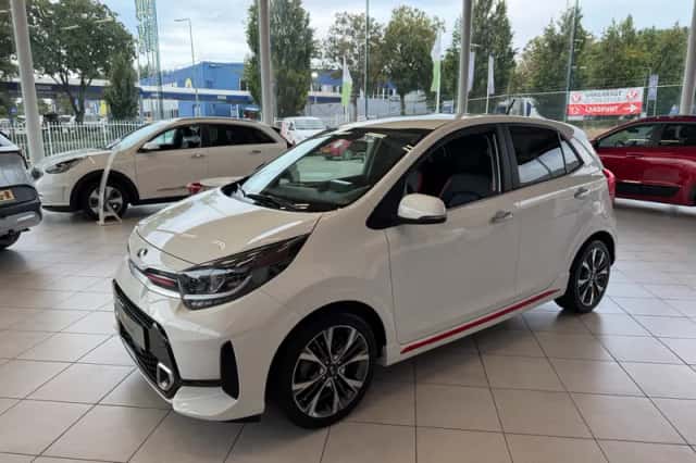 Kia Picanto (2021) thumbnail 3