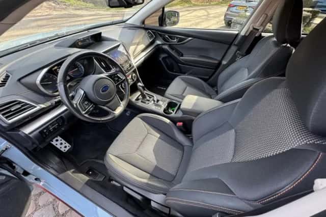 Subaru XV (2021) thumbnail 2
