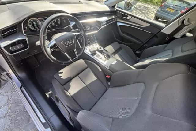 Audi A6 (2020) thumbnail 2