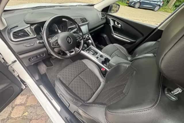 Renault Kadjar (2022) thumbnail 2