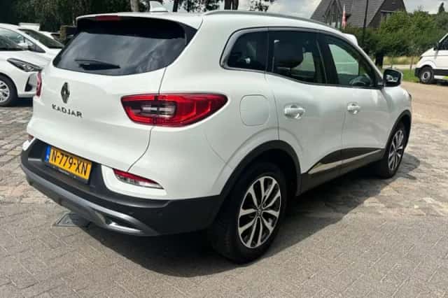 Renault Kadjar (2022) thumbnail 5
