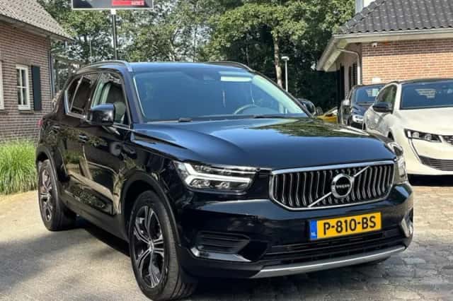 Volvo XC40 (2022) thumbnail 6