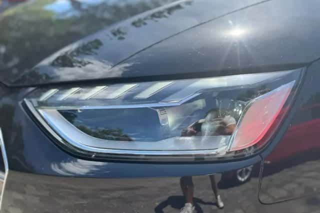 Audi A4 (2023) thumbnail 2