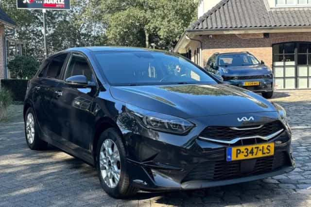 Kia Ceed (2022) thumbnail 6