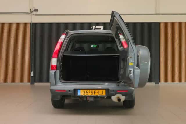 Honda CR-V (2005) thumbnail 6