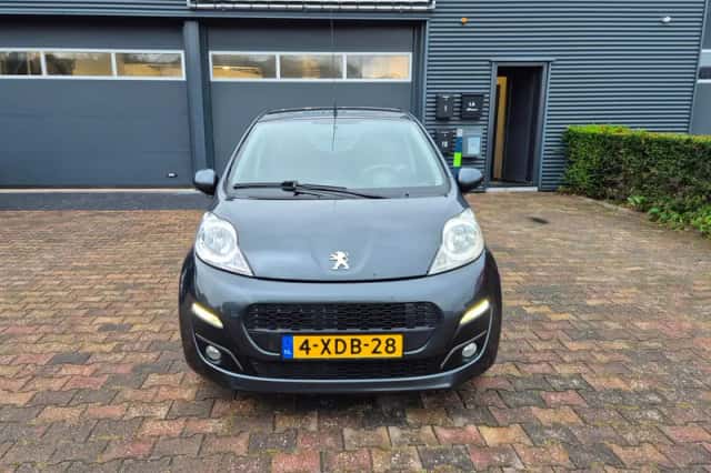 Peugeot 107 (2014) thumbnail 2