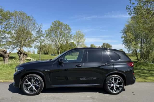 BMW X5 (2023) thumbnail 6