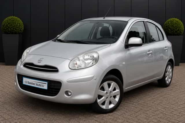 Nissan Micra (2013) thumbnail 1