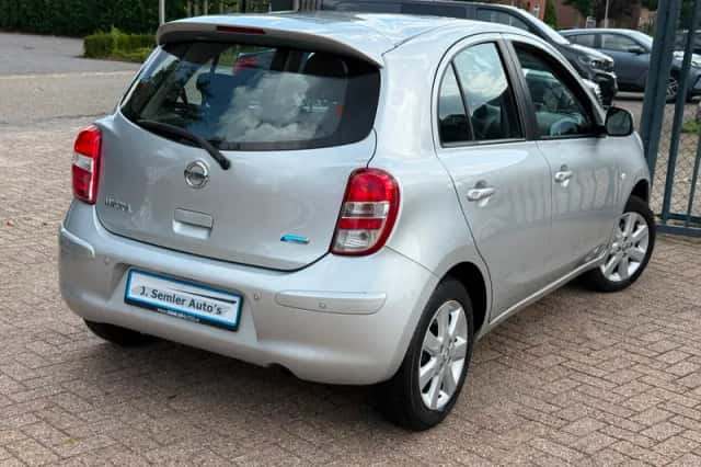 Nissan Micra (2013) thumbnail 3