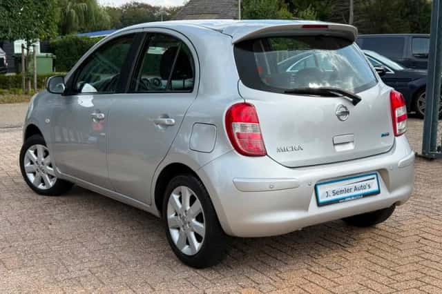 Nissan Micra (2013) thumbnail 4