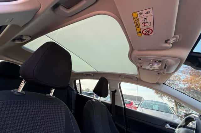 Peugeot 308 (2019) thumbnail 6