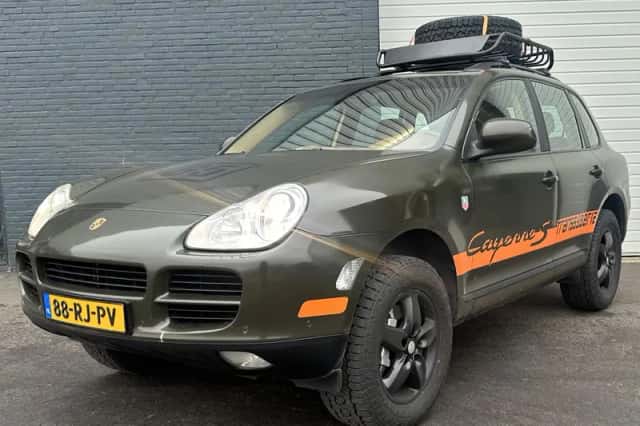 Porsche Cayenne (2005) thumbnail 2