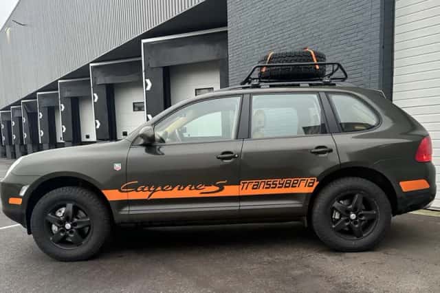 Porsche Cayenne (2005) thumbnail 3