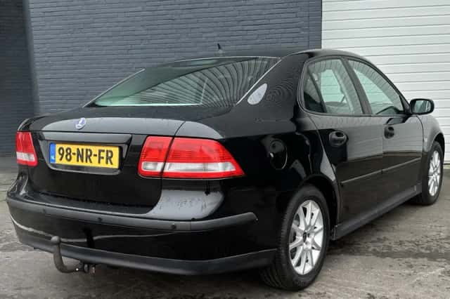 Saab 9-3 (2004) thumbnail 5
