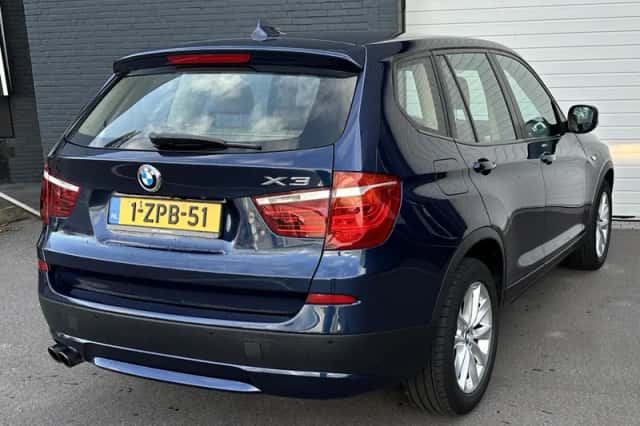 BMW X3 (2013) thumbnail 5