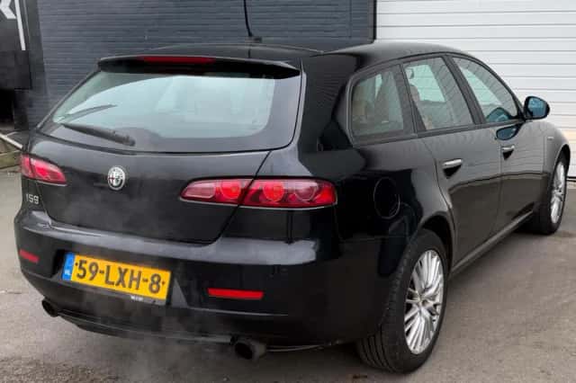 Alfa Romeo 159 (2010) thumbnail 5