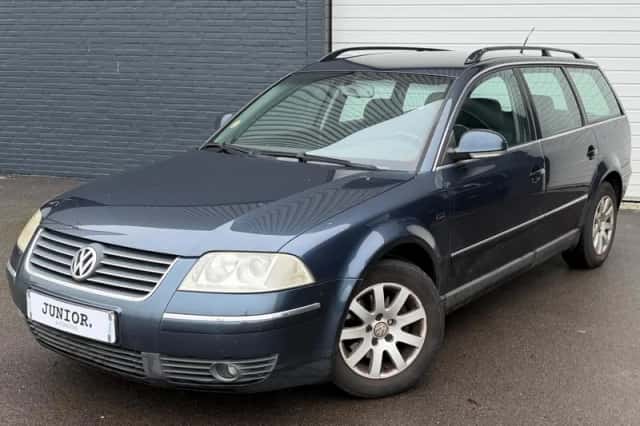 Volkswagen Passat (2004) thumbnail 1