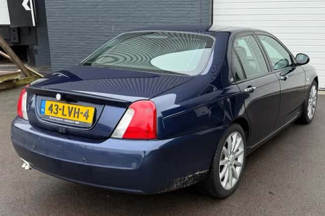 MG ZT (2006) thumbnail 5