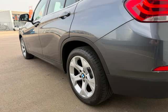 BMW X1 (2013) thumbnail 5