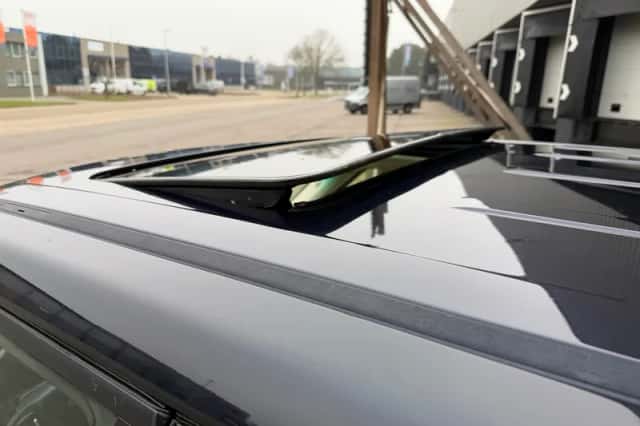 Land Rover Range Rover (2006) thumbnail 6