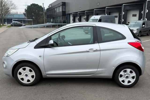 Ford Ka (2008) thumbnail 3