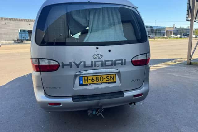 Hyundai H-1 (2005) thumbnail 4
