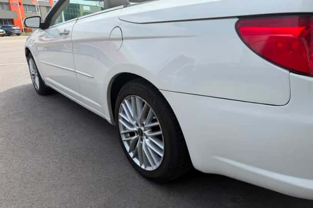 Chrysler Sebring (2008) thumbnail 4