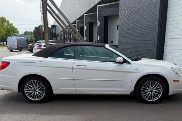 Chrysler Sebring (2008) thumbnail 6