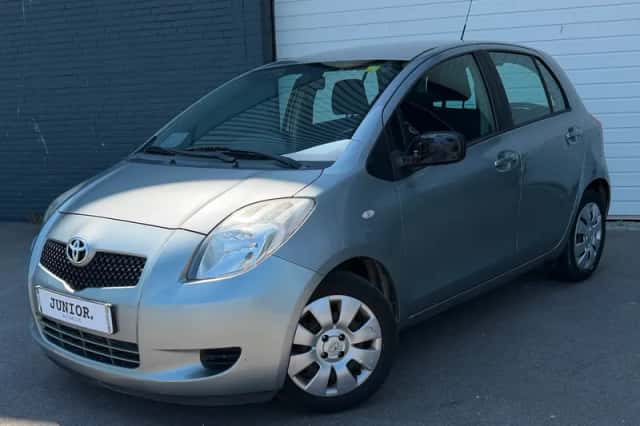 Toyota Yaris (2006) thumbnail 1