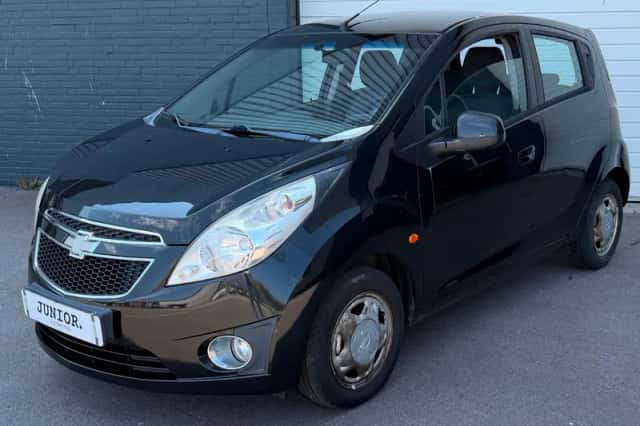 Chevrolet Spark (2011) thumbnail 2