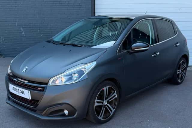 Peugeot 208 (2017) thumbnail 2