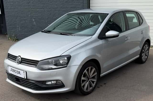 Volkswagen Polo (2016) thumbnail 2