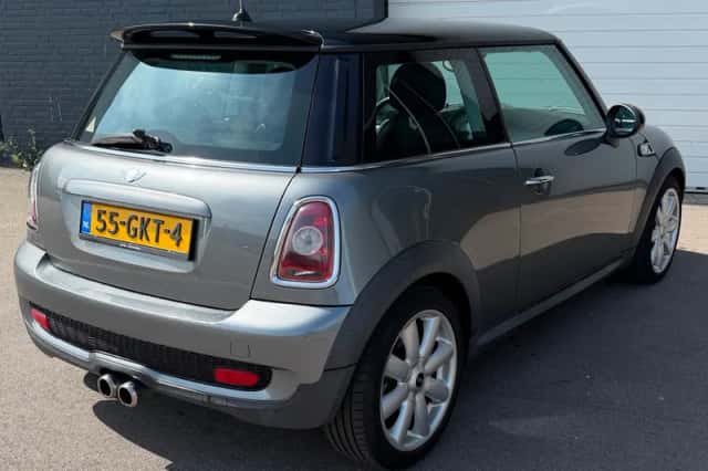 MINI Cooper S (2008) thumbnail 6