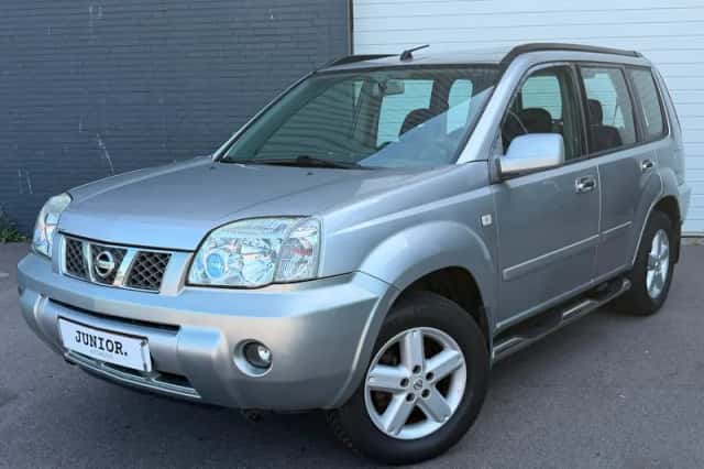 Nissan X-Trail (2005) thumbnail 1