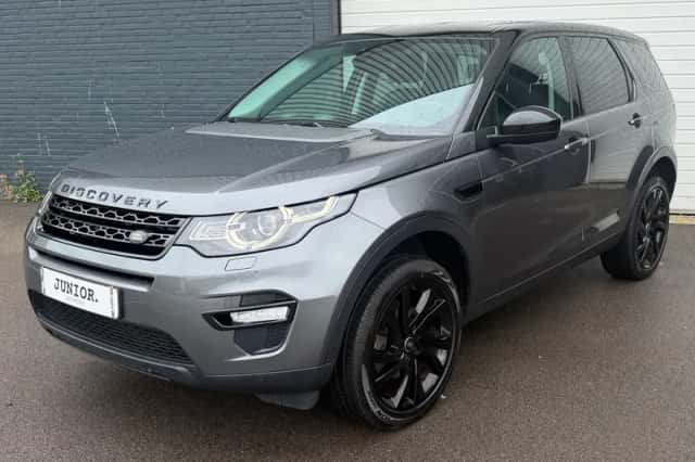 Land Rover Discovery Sport (2015) thumbnail 2