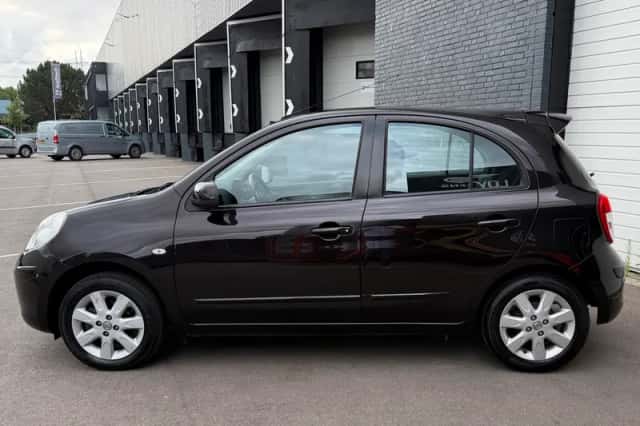 Nissan Micra (2011) thumbnail 3