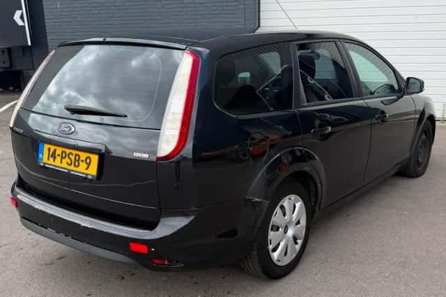 Ford Focus (2011) thumbnail 5