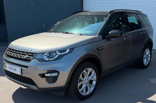 Land Rover Discovery Sport (2017) thumbnail 2