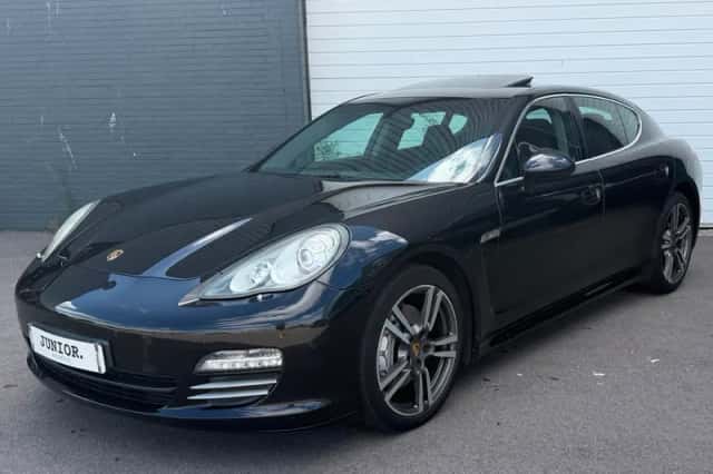Porsche Panamera (2009) thumbnail 2