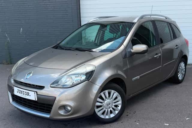 Renault Clio (2010) thumbnail 1