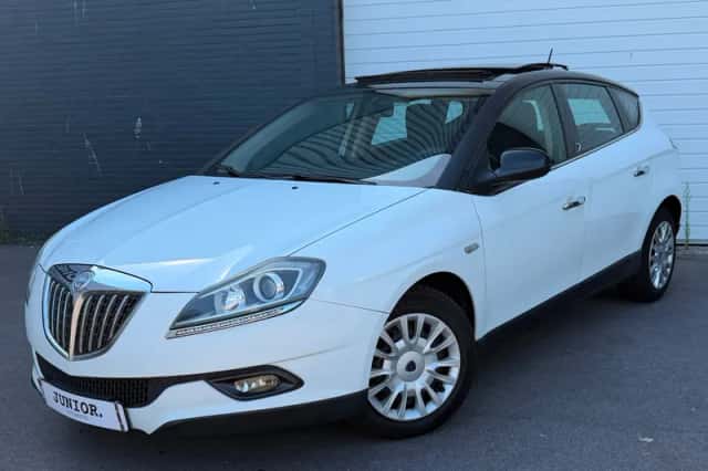 Lancia Delta (2011) thumbnail 1