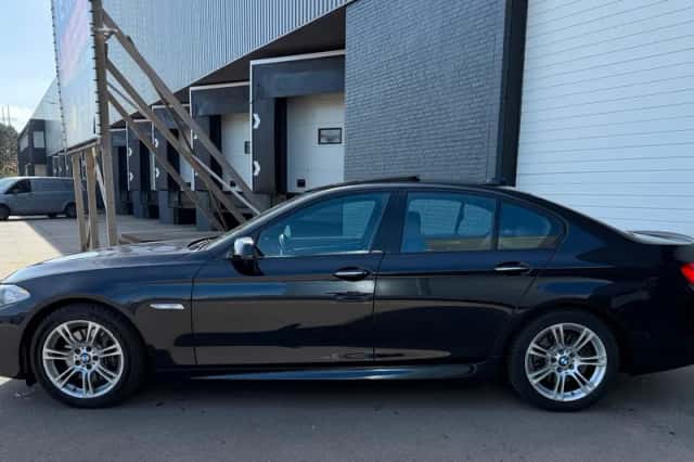 BMW 5-Serie (2012) thumbnail 3