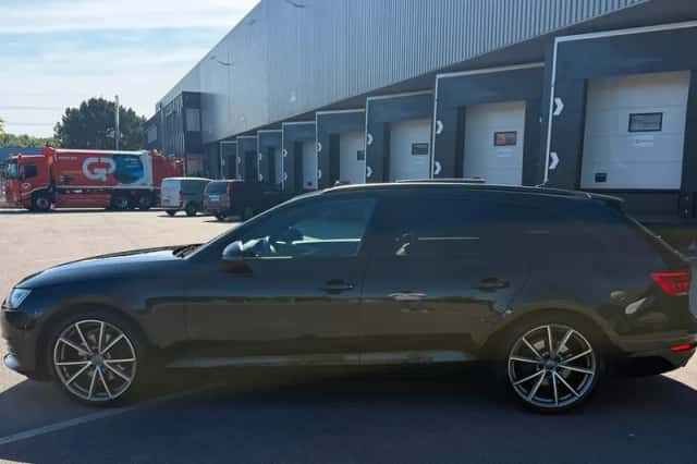 Audi A4 (2016) thumbnail 3
