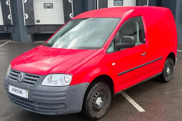 Volkswagen Caddy (2007) thumbnail 2