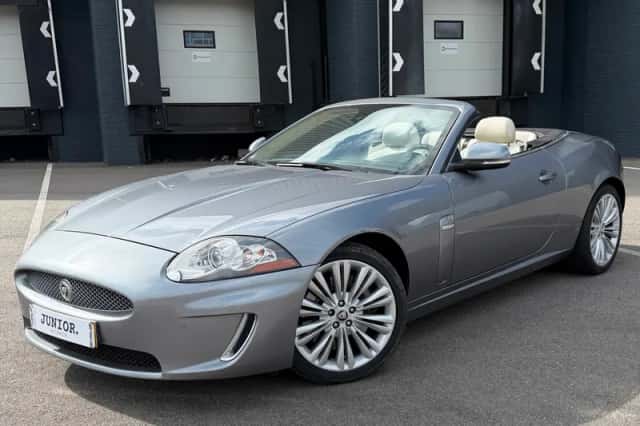 Jaguar XK (2010) thumbnail 1