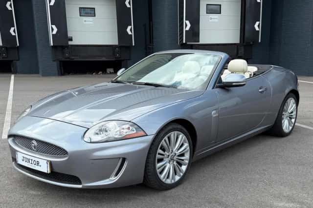 Jaguar XK (2010) thumbnail 2