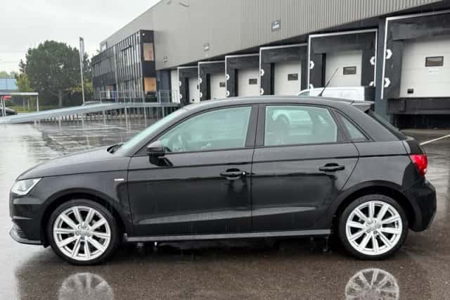 Audi A1 (2018) thumbnail 3
